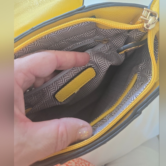 Yellow Leather Women's Bag Backpack. - Picture 2 of 9